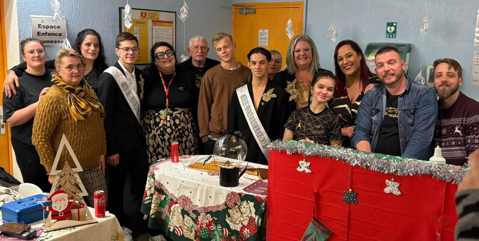 Moment de partage autour d'un événement de Noël